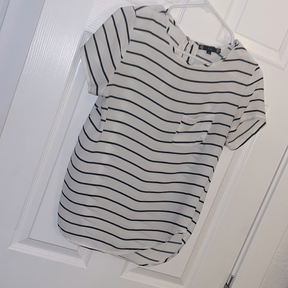 \\ SHEER STRIPED BLOUSE //